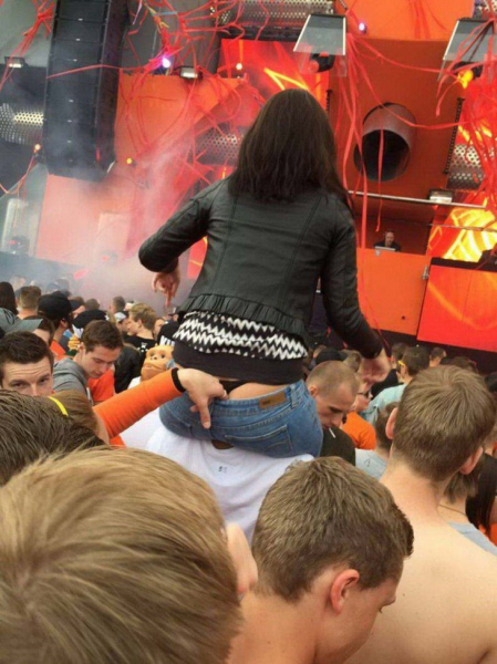 Пошлые фото приколы с девушками