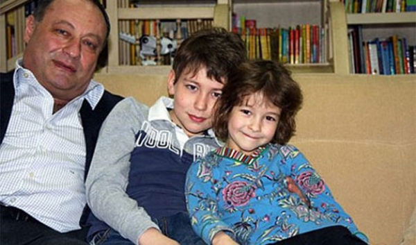 Слуцкер и его дети