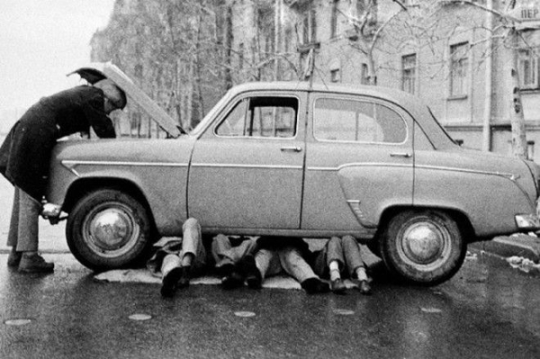 Семейный ремонт автомобиля. Автор: Юрий Абрамочкин. Семейный ремонт автомобиля Автор Юрий Абрамочкин