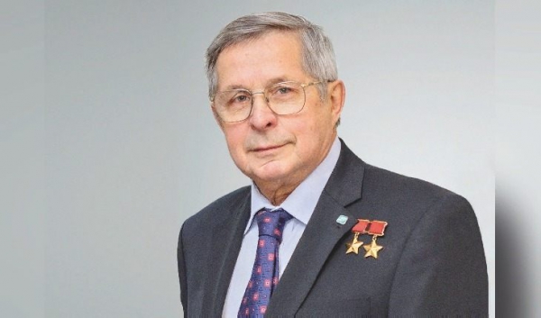 Виктор Савиных