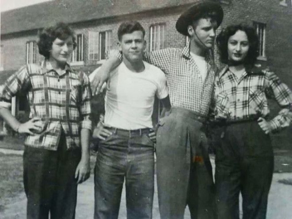 Фотографии Элвиса Пресли в 1950-х годах Элвис Пресли в 1950х годах