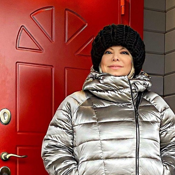 Что же у вас в головах? Яна Поплавская ответила тем, кто хейтит ее из-за прививки от коронавируса