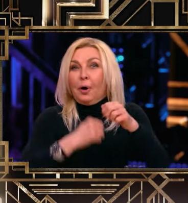 Слегка опухшая, но настоящая! Прятавшаяся от камер Татьяна Овсиенко появилась на телешоу Малахова