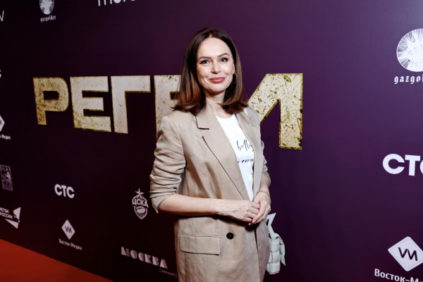 Ирина Безрукова, Александр Цыпкин и другие звезды первыми увидели сериал «Регби» и новый клип Басты