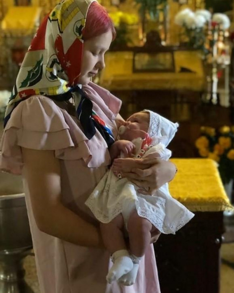 Школьница, «родившая от четвероклассника», ждет второго ребенка