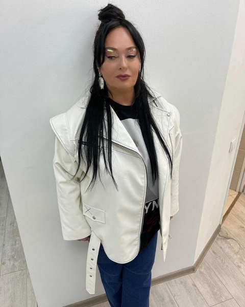 Дурацкая мода! Лариса Гузеева призналась, что недолюбливает женщин с незакрашенной сединой