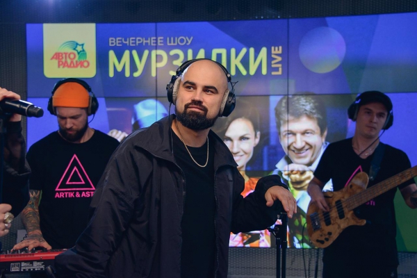 Первое тату я сделала в честь испанского языка! Солистка Artik & Asti Анна Дзюба рассказала о личном бодиарте