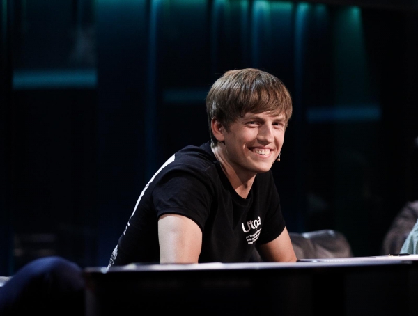 Алексей Щербаков станет новым наставником стендап-шоу «Открытый микрофон» на ТНТ