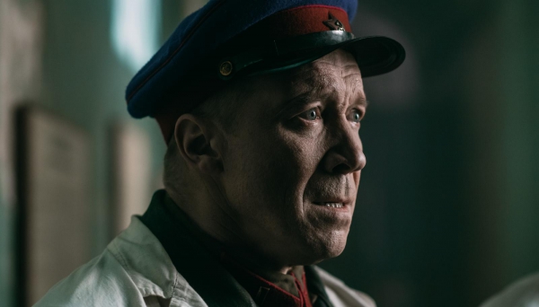 Алексей Гуськов, Алексей Кравченко, Елизавета Боярская, Тимофей Трибунцев и Виктория Толстоганова в исторической драме «Седьмая симфония»