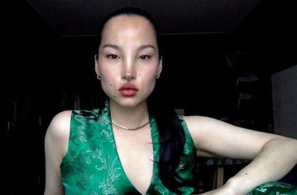 Цуйнайна — тибетская модель, чья внешность, напоминающая Аватара, поразит даже искушённых Цуйнайна модель цунайна тибетская модель цунайна похожая на аватар