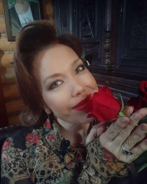 Похудела на пять килограммов! Азиза рассказала о том, как перенесла коронавирус