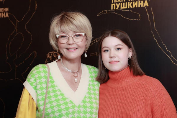 Министр культуры, любимая дочь, звездные коллеги: юбилей Веры Алентовой собрал весь бомонд столицы