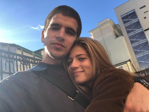 10 килограммов за десять дней! Саша Новикова похвасталась фигурой после родов