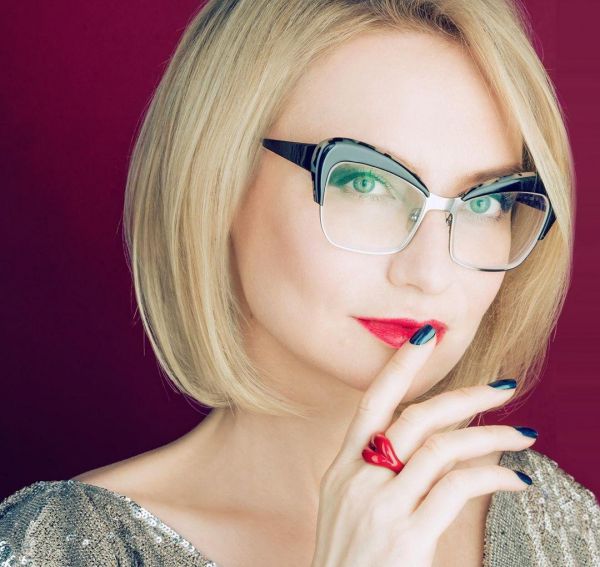 Привожу целый гардероб, кофемашину и сумку с едой: Эвелина Хромченко о съемках «Модного приговора»