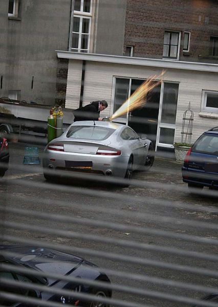 Авто у подъезда Авто у подъезда