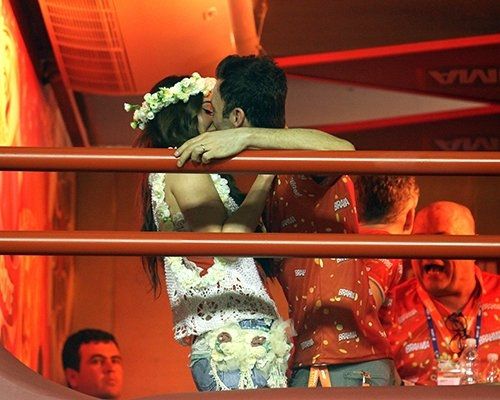 Меган Фокс и Брайан Остин Грин на карнавале в Рио-де-Жанейро