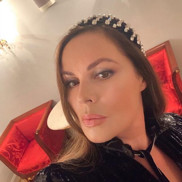 Все лицо — в иглах! Екатерина Андреева попробовала экстремальную процедуру омоложения