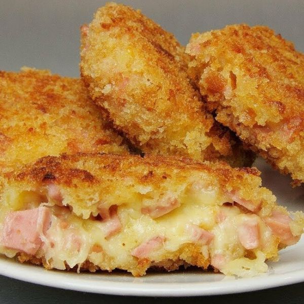 котлеты из сосисок и сыра